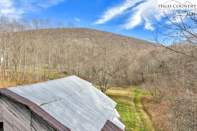 9716 Three Top Rd, Todd, NC 28684 - photo 5