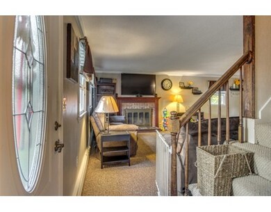 125 Bumble Bee Cir, Shrewsbury, MA 01545 - photo 4
