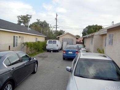 Parking, Glorious Off-street parking! You can fit 