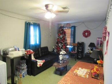 410 Barkley St, Houston, TX 77022 - photo 7