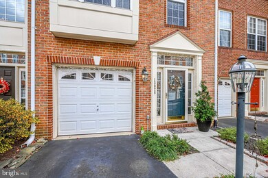 13028 Park Crescent Cir, Herndon, VA 20171 - photo 3