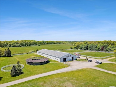 1394 Main Rd, Jamesport, NY 11947 - photo 2