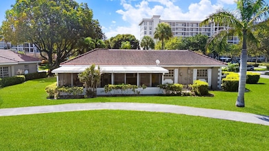 3015 N Palm Aire Dr unit 3015, Pompano Beach, FL 33069 - photo 4