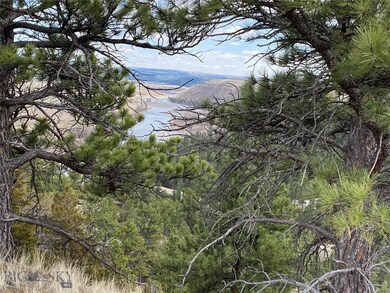 Over looking the Yellowstone River to the East