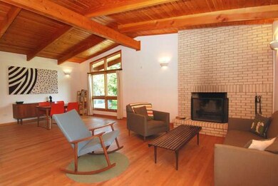 609 Woodland Hills Rd, Batavia, IL 60510 - photo 3