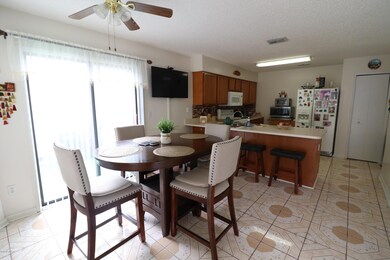 5108 Glen Alan Ct N, Jacksonville, FL 32210 - photo 3