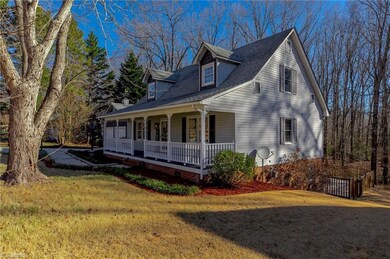 1927 Harvell St, Asheboro, NC 27205 - photo 6