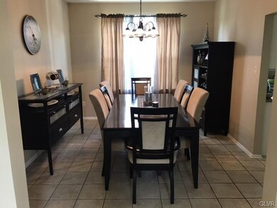 3613 Cobblestone Ln, Whitehall, PA 18052 - photo 5