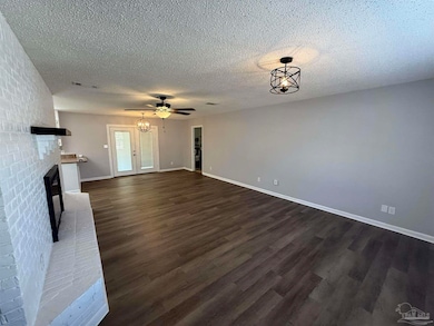 6931 Falcon Dr, Pensacola, FL 32526 - photo 2