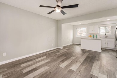 005__W 2684 Moundcrest St-001