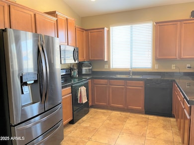 3710 W Lydia Ln, Phoenix, AZ 85041 - photo 2