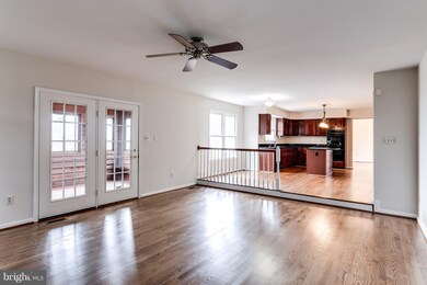 4570 Doncaster Dr, Ellicott City, MD 21043 - photo 6