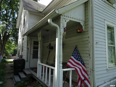 1521 W 6th St, Davenport, IA 52802 - photo 2