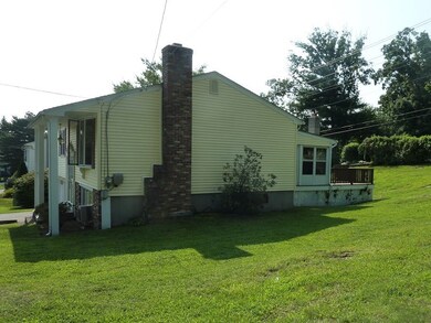 26 Deerfield Dr, Greenville, RI 02828 - photo 3