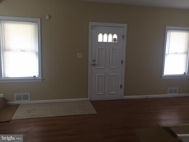 924 Mentor Ave, Capitol Heights, MD 20743 - photo 3