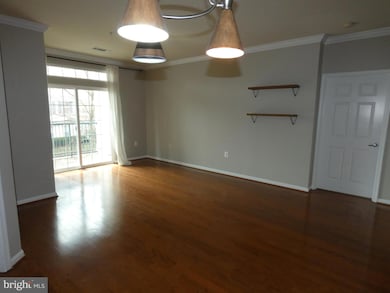 The Grove At Arlington unit 1215, Arlington, VA 22206 - photo 2