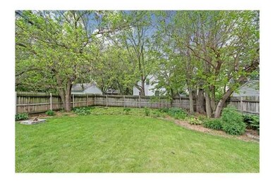 2218 53rd St, Des Moines, IA 50310 - photo 3