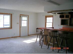 212 E Carr St, Milan, IN 47031 - photo 6