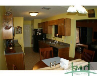 Kitchen. Great Easy To Work in Kitchen/Eat In