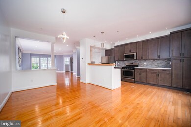 12819 Clarks Crossing Dr, Clarksburg, MD 20871 - photo 4