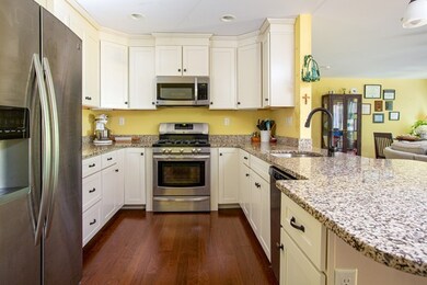 245 Cambridge St unit 302, Burlington, MA 01803 - photo 5