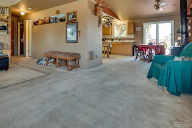 3425 SW Quartz Place, Redmond, OR 97756 - photo 6