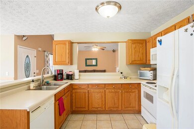 5303 Morgan Manor Dr, Lula, GA 30554 - photo 4