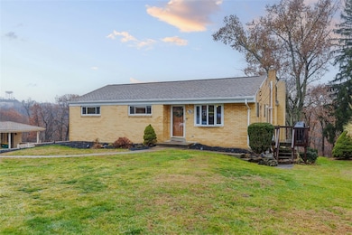 51 Bellview Cir, Mc Kees Rocks, PA 15136 - photo 4