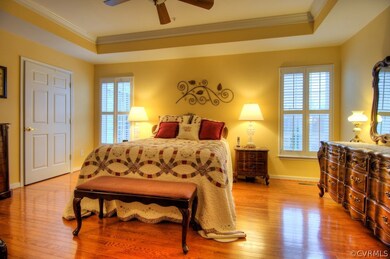 1st floor Master with walk in closet