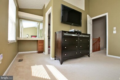 3707 Mazewood Ln, Fairfax, VA 22033 - photo 6