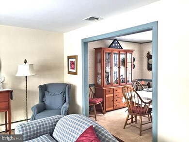 105 Lori Cir, Exton, PA 19341 - photo 5