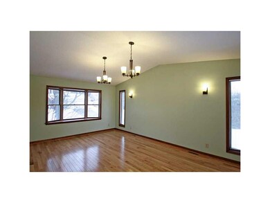 Family Room-L1.