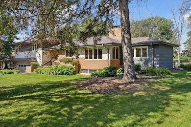 2167 Rosewood Ln N, Saint Paul, MN 55113 - photo 7