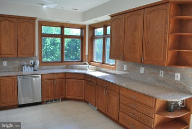 17807 Claggett Landing Rd, Upper Marlboro, MD 20774 - photo 6