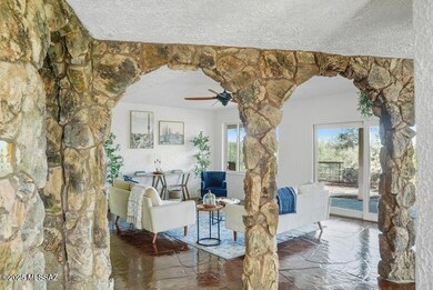 5850 N Campbell Ave, Tucson, AZ 85718 - photo 4