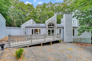 800 Falling Brook Dr, Lords Valley, PA 18428 - photo 4