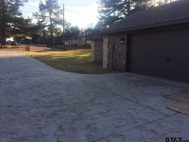 1534 1534 Cimmarron Trail, Tyler, TX 75703 - photo 2