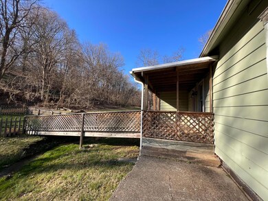 841 West St, Logan, OH 43138 - photo 4