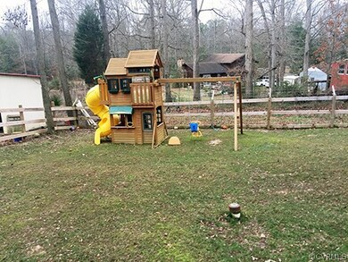 7662 Flagler Rd, North Chesterfield, VA 23237 - photo 4