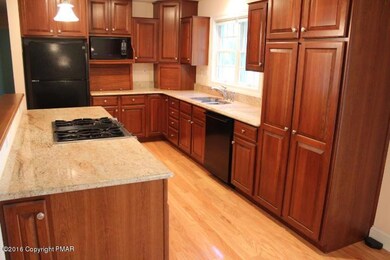 153 Wyndham Dr, Cresco, PA 18326 - photo 7