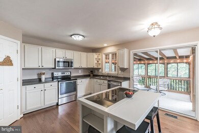 17350 Arrowood Place, Round Hill, VA 20141 - photo 7