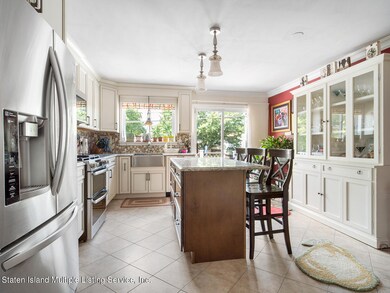 23 Knight Loop, Staten Island, NY 10306 - photo 6