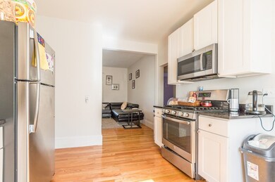134 Brown St unit 1, Waltham, MA 02453 - photo 4