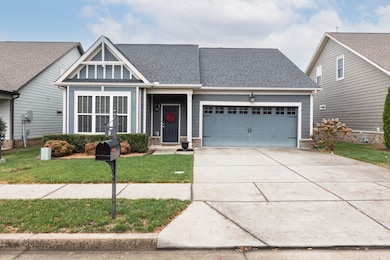 34 Nokes Dr, Hendersonville, TN 37075 - photo 2