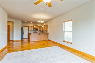 Living to Dining & Kitchen