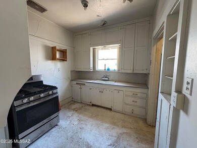 110 N Tyndall Ave, Tucson, AZ 85719 - photo 4