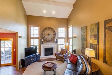 3915 Forest View Ct NE, Cedar Rapids, IA 52411 - photo 5