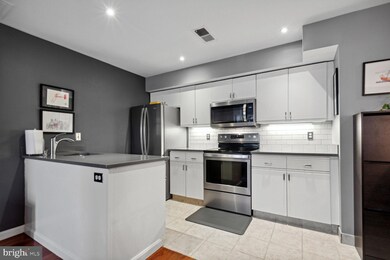 Park Tower unit 108, Washington, DC 20009 - photo 5