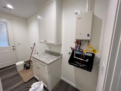 617 W Parnell St, Denison, TX 75020 - photo 4