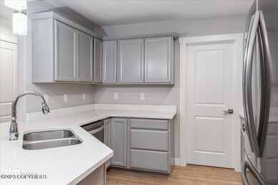 12-Kitchen_ELI03304